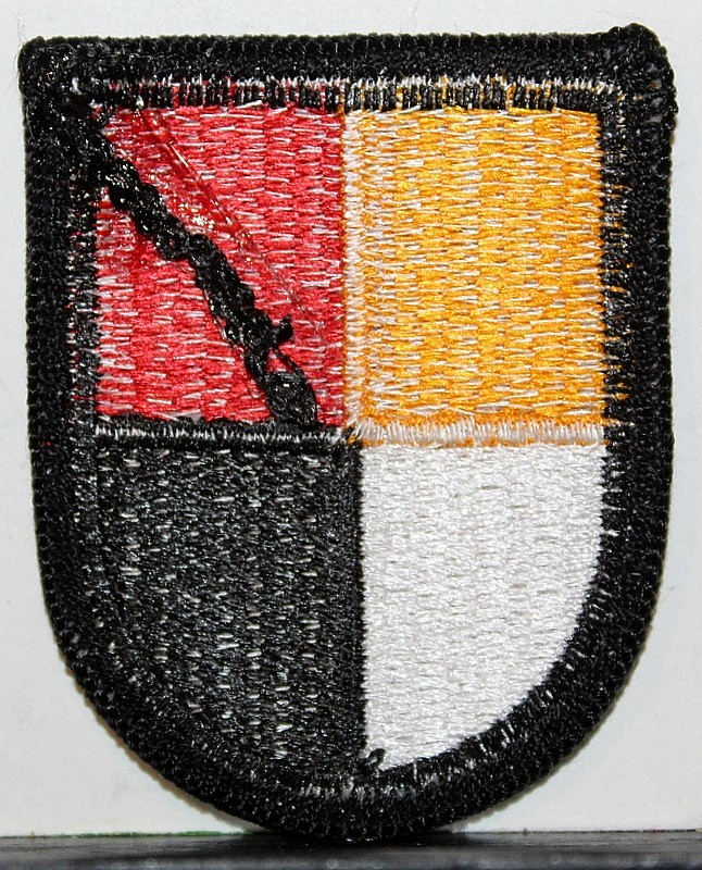 US Army 3rd Special Forces Group Beret Flash Patch Insignia Green Berets