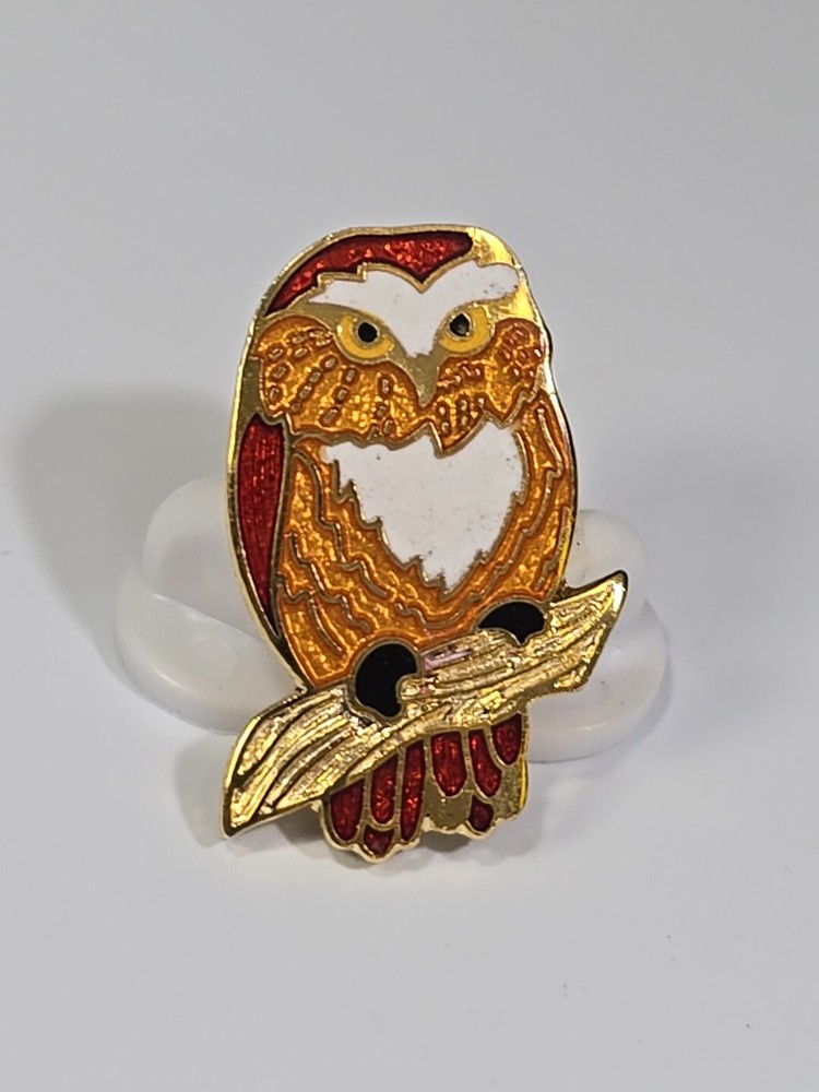 Owl Bird On Tree Limb Lapel Pin •