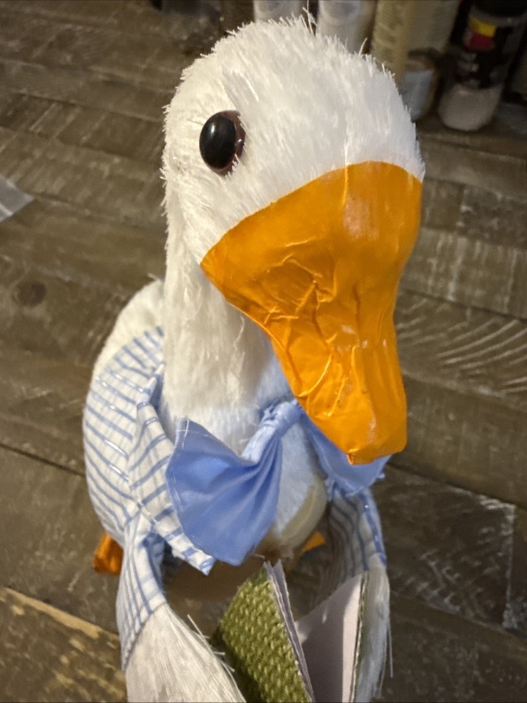 Bloom Room Easter Table Decoration