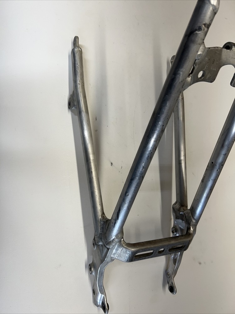 2006 honda crf250r Subframe 3
