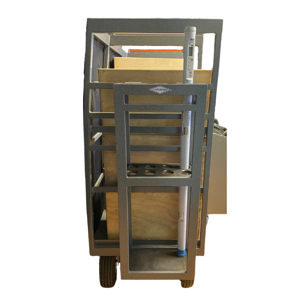 Astera 8-Slot Titan Rack