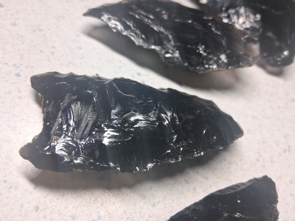 10 Arrowhead Piece Set Modern