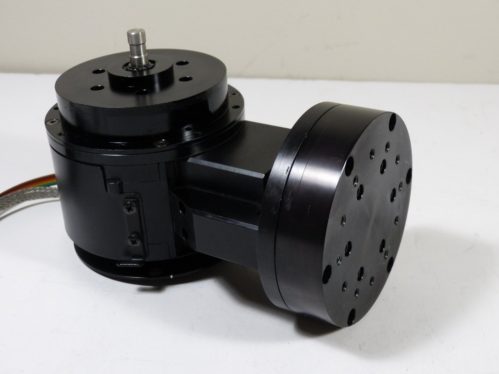 Eshed Robotec Motor 5 pulled from Scorbot ER IX Robotic Arm