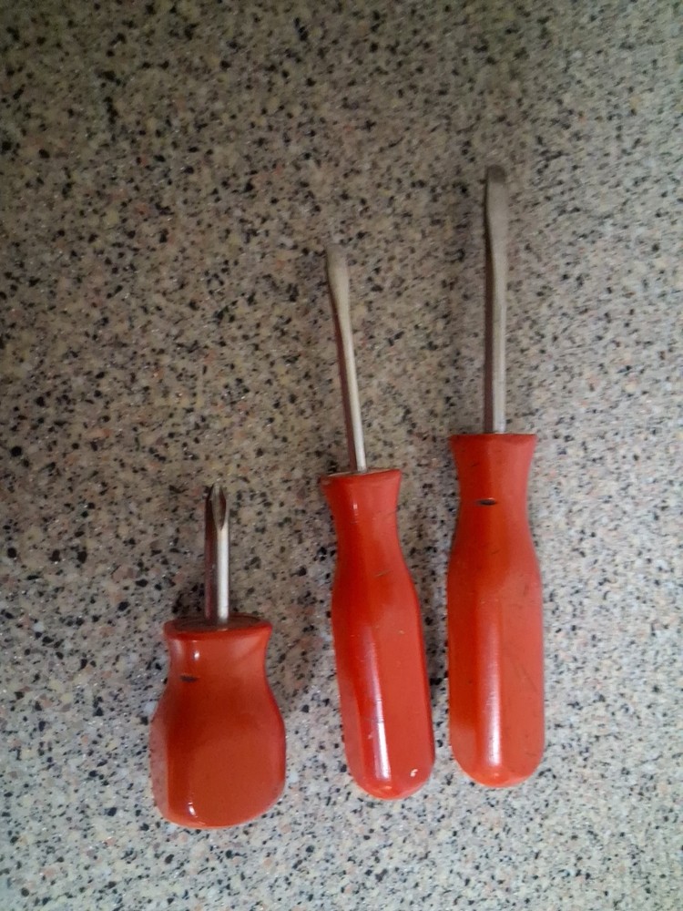 Mac Tools P212XA #2  Stubby Phillips, 2 Flat Head Screwdriver Red Handle