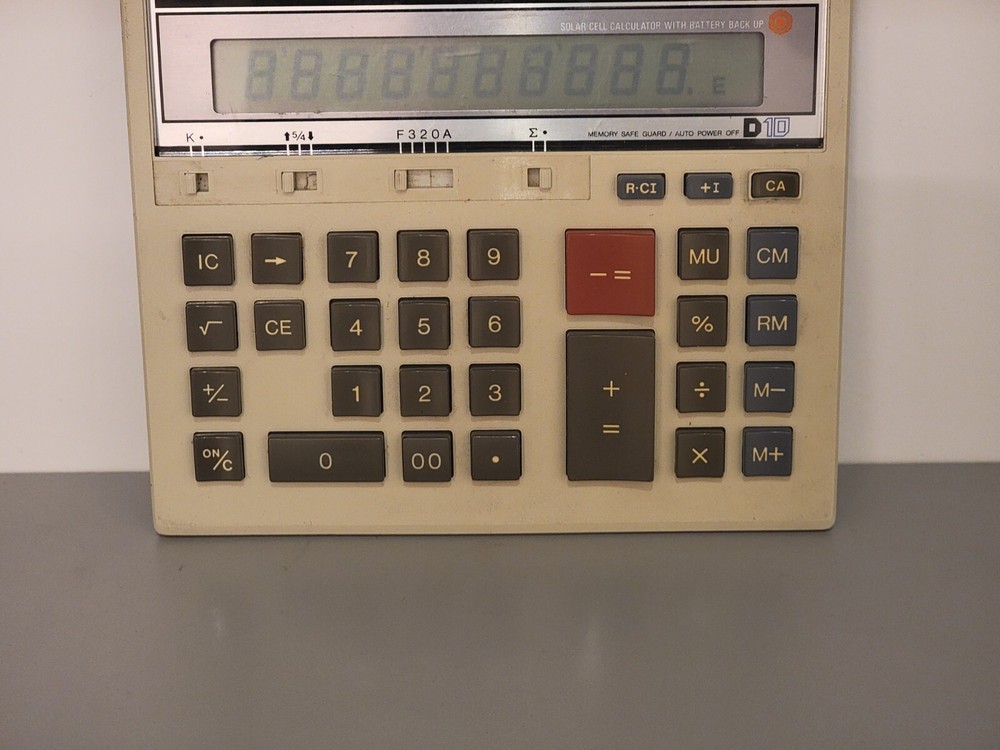 Sharp CS-1130 Solar Cell Calculator Tested Rare