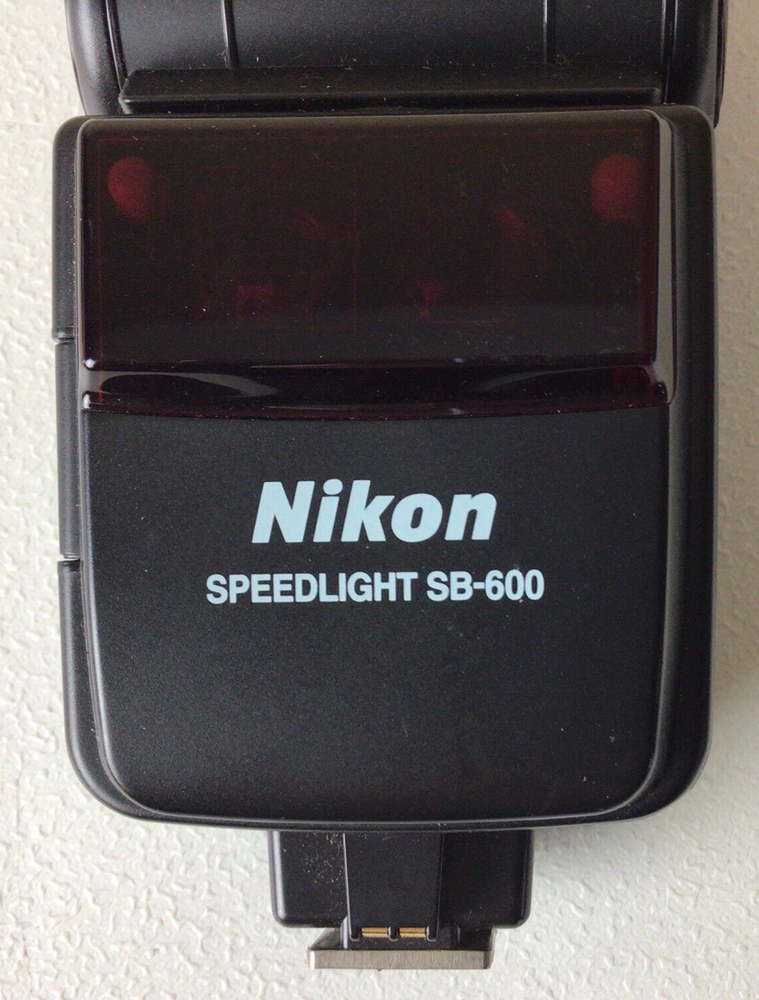 Nikon Speedlight SB-600 Shoe Mount Flash Tested Working