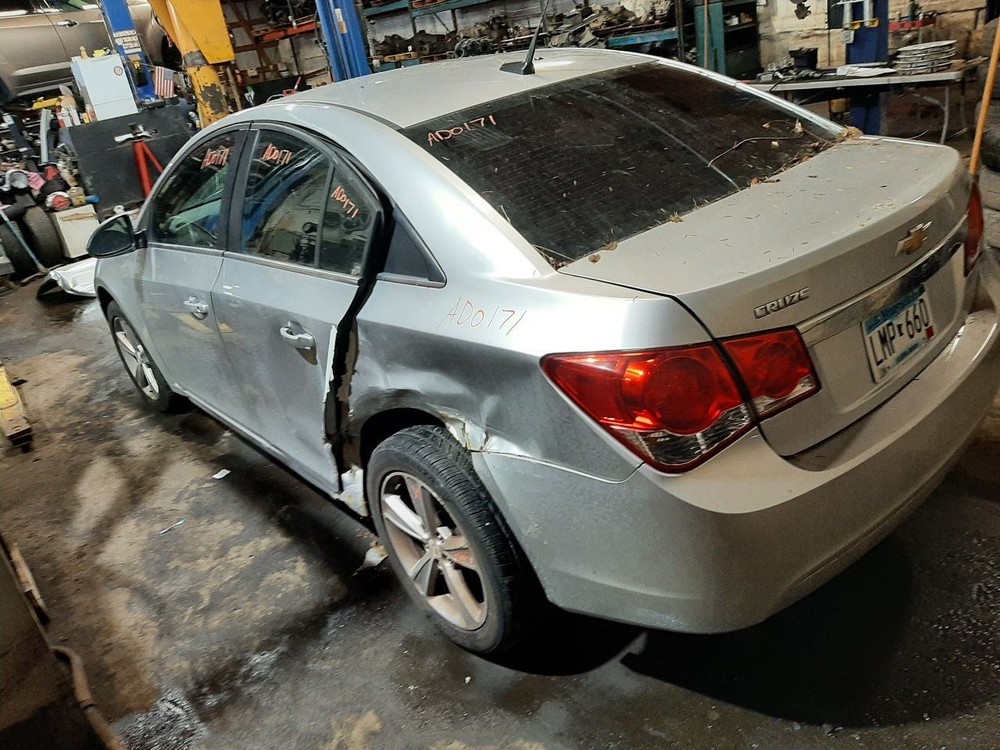 CRUZE 2012 Antenna 1073375