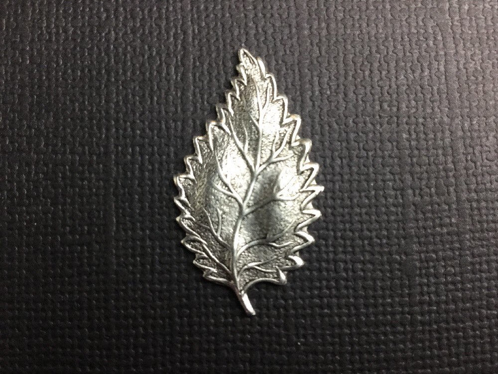 32644 - 2 Pc Matte Silver Large Single Leaf Jewelry Finding
