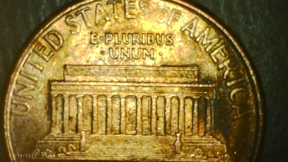 1989 D Penny , 2.446 grams , error , see pics