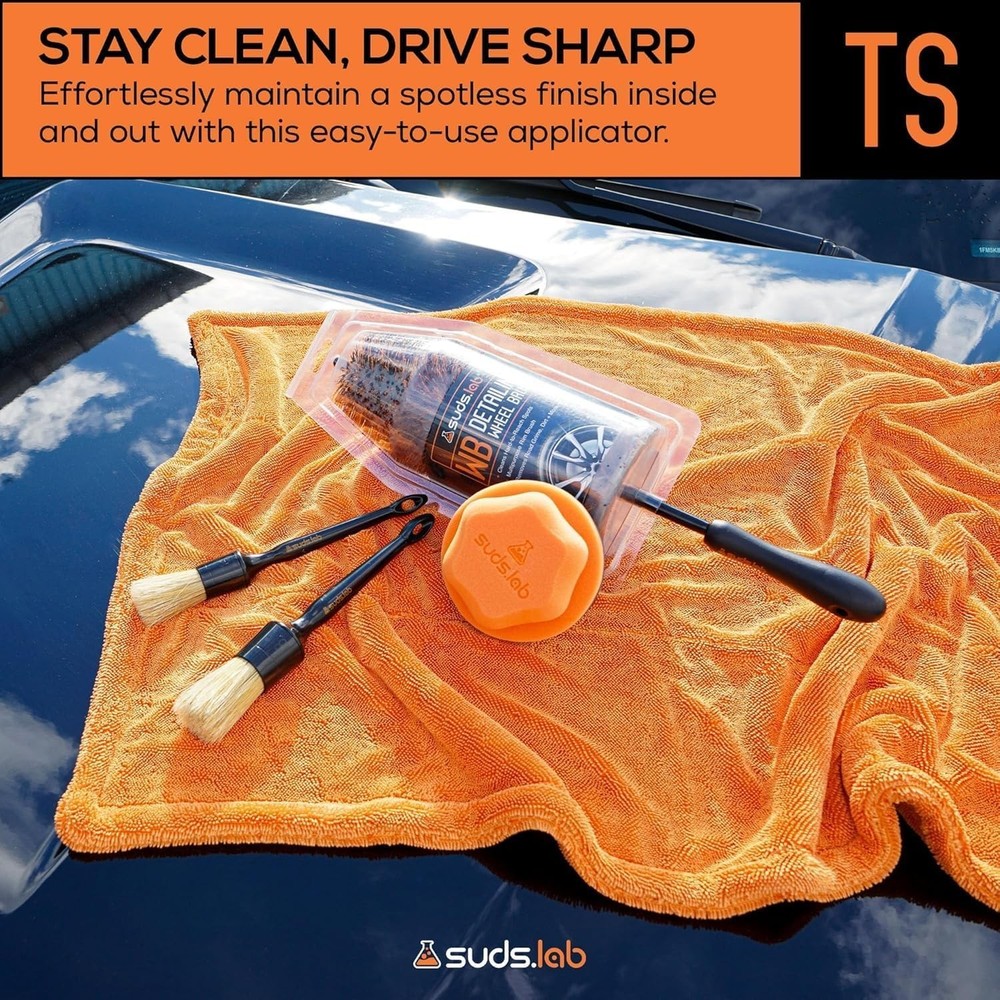 Suds Lab Tire Shine Applicator