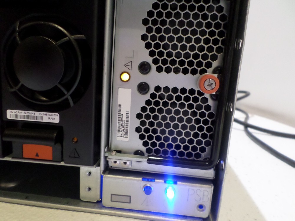 EMC INPE Data Domain 15-Slot Disk Array Enclosure 100-563-456