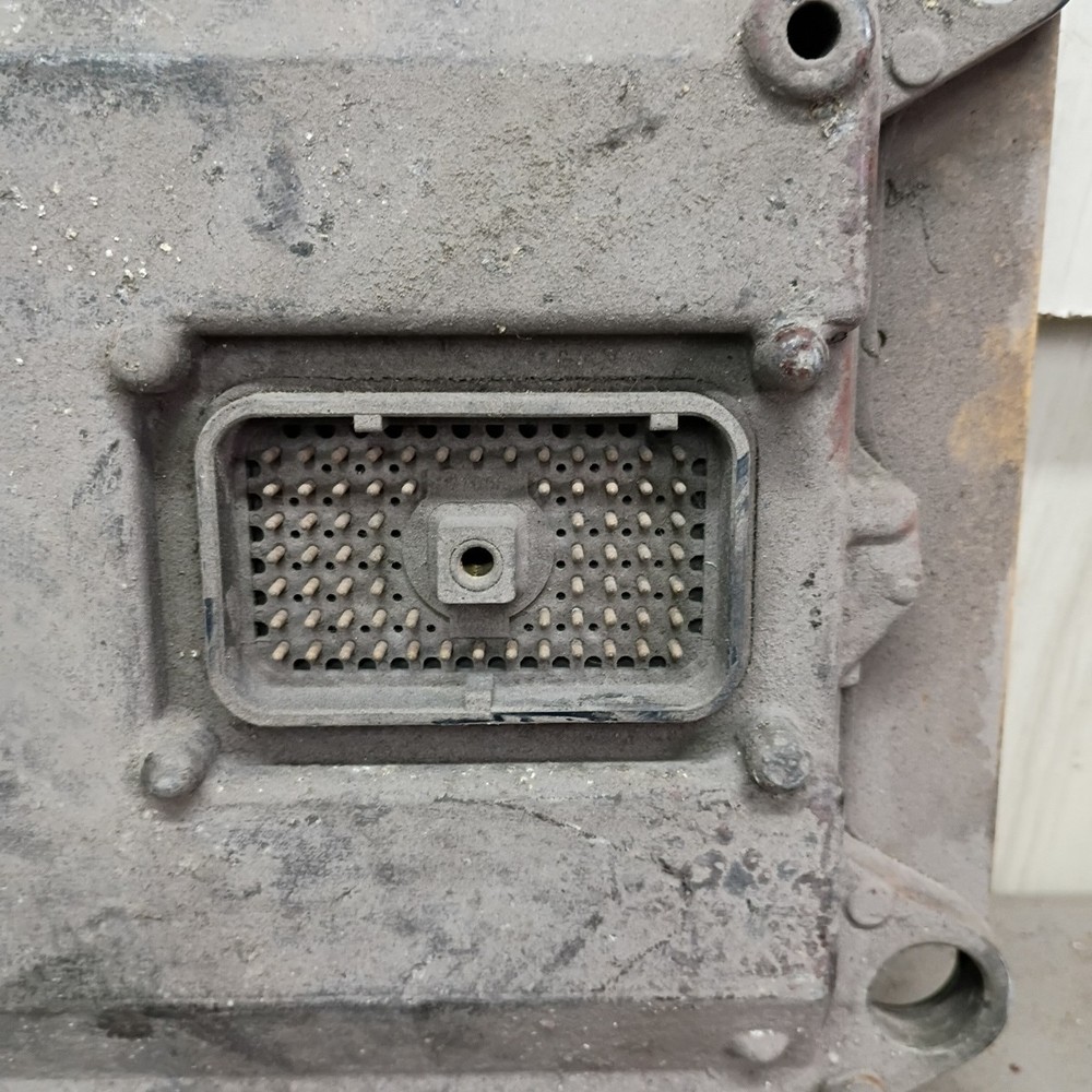 CAT ENGINE CONTROL MODULE (ECM) Unknown Numbers Untested