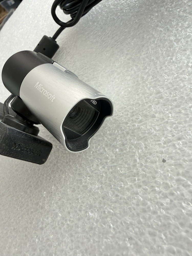 Microsoft LifeCam Studio USB Webcam - Gray