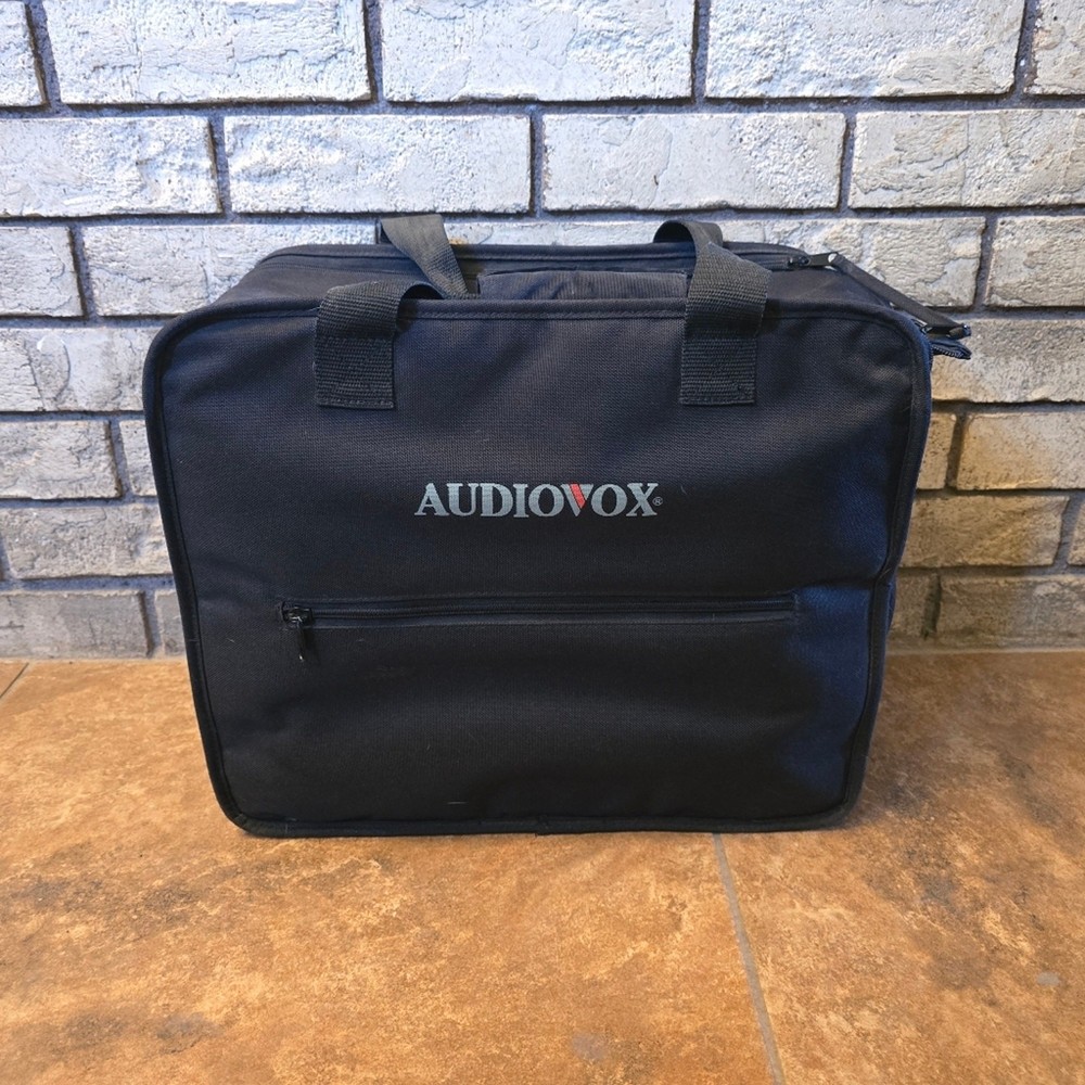Silver | AUDIOVOX | Video In A Bag System 11 Bundle