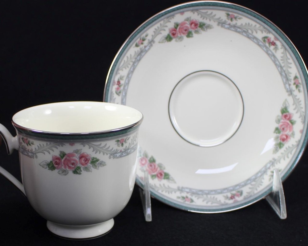Lenox Country Romance Five Piece Place Setting