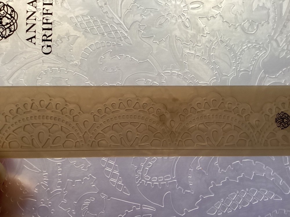 Anna Griffin Francesca Lace Embossing Folder 5x7