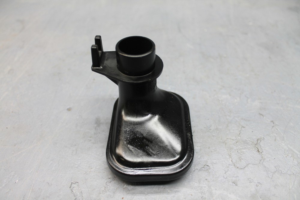 2010 TRIUMPH THUNDERBIRD ENGINE MOTOR OIL PUMP