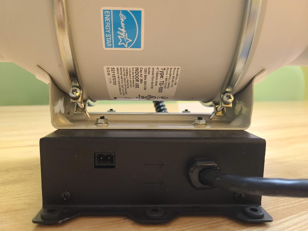 Middle Atlantic Duct Cool Long Pull Vent System