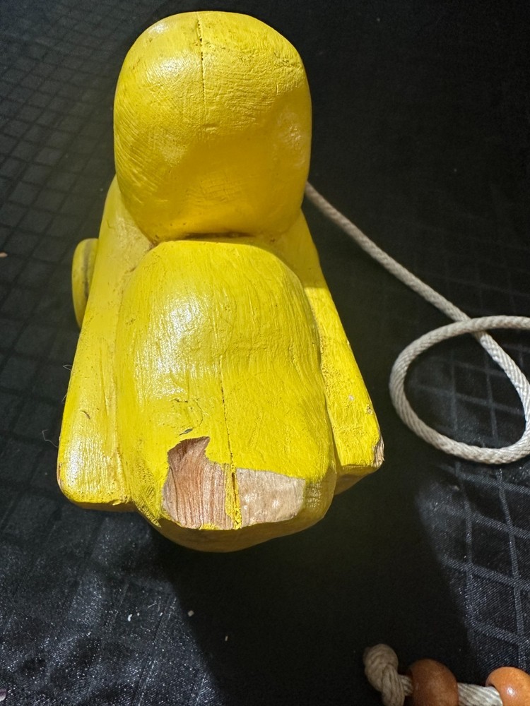 Vintage Wooden Pull Duck Missing Rear Wheels Chip in tail