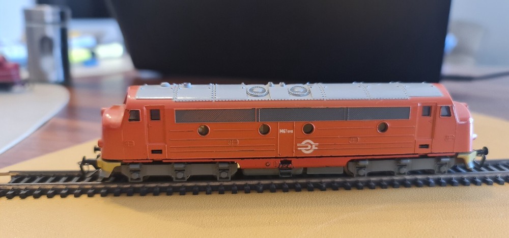 Diesel locomotive Soviet Block TT 1:120