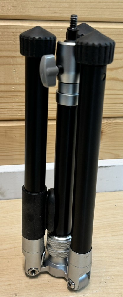 Coman MT55- Professional Mini Aluminum Tripod.