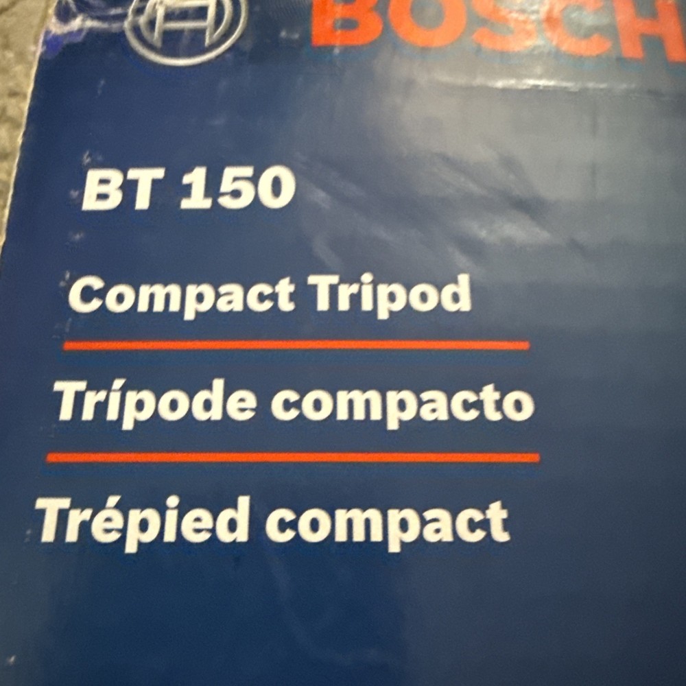 Bosch BT150 Compact Tripod with Extendable Height