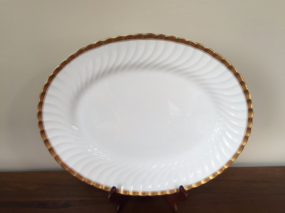 Minton GRANADA 15” Oval Serving Platter H4687
