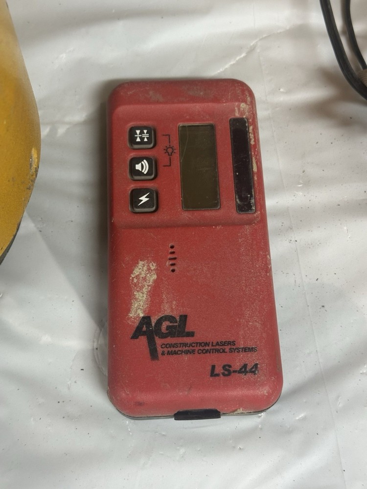 AGL EAGL-2 EAGL2 Rotary Electronic Laser Level w/ Case - Powers On But Untested