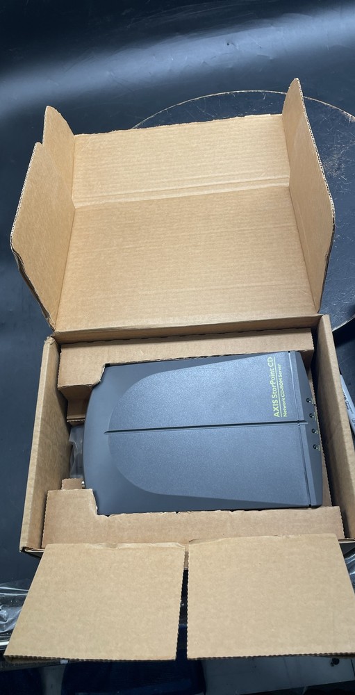 Axis Communications 0067-1 StorPoint CD Network CD-ROM Server Unit