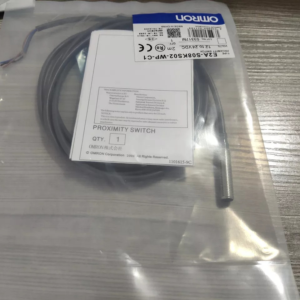 1pcs New FOR Omron proximity switch E2A-S08KS02-WP-C1