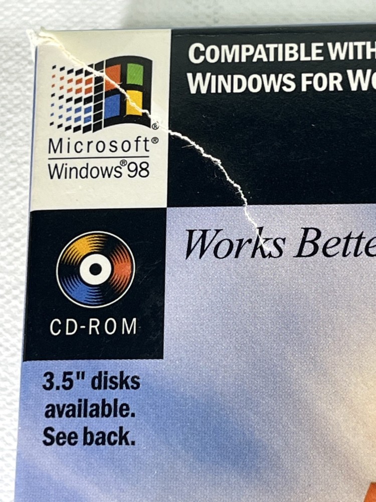 Microsoft Windows 98 Upgrade Big Box: CD, Key Code, Book, Ad inserts