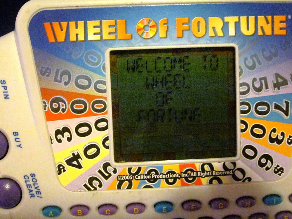 Hasbro Wheel of Fortune Electronic Game opened