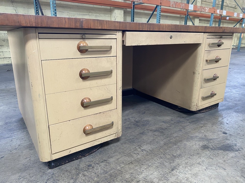 Vintage Mid-Century Modern Stow Davis Desk