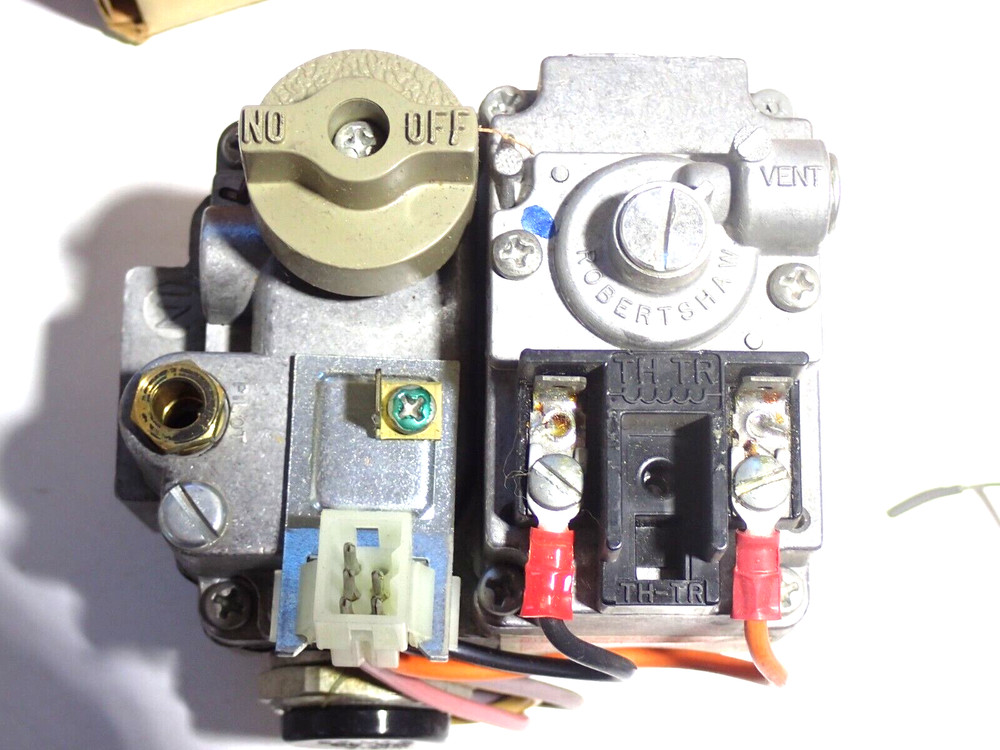 ROBERTSHAW IGNITION SYSTEM 711-016 PILOT ETC 7000 BKER NEW