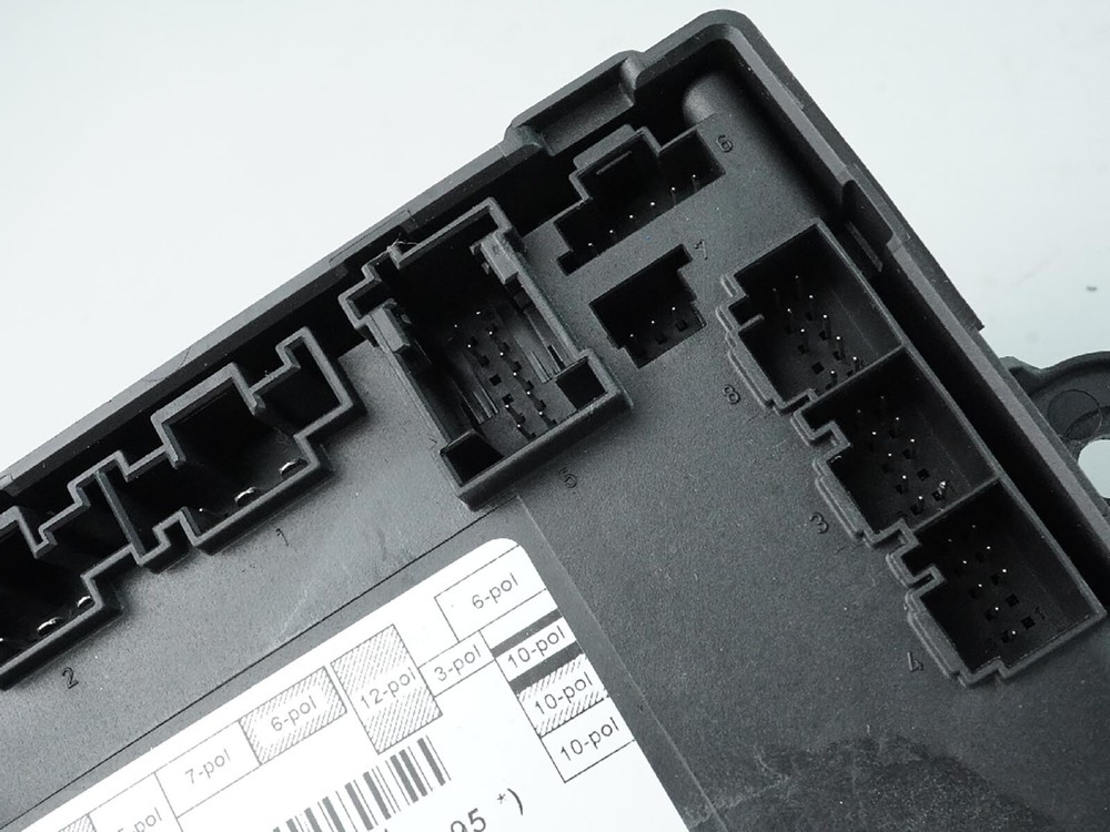 2007 - 2013 Mercedes Benz S Class W221 Door Control Module Computer Lh Front