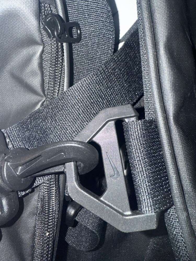 Nike Duffle Bag- Large - NBA Academy