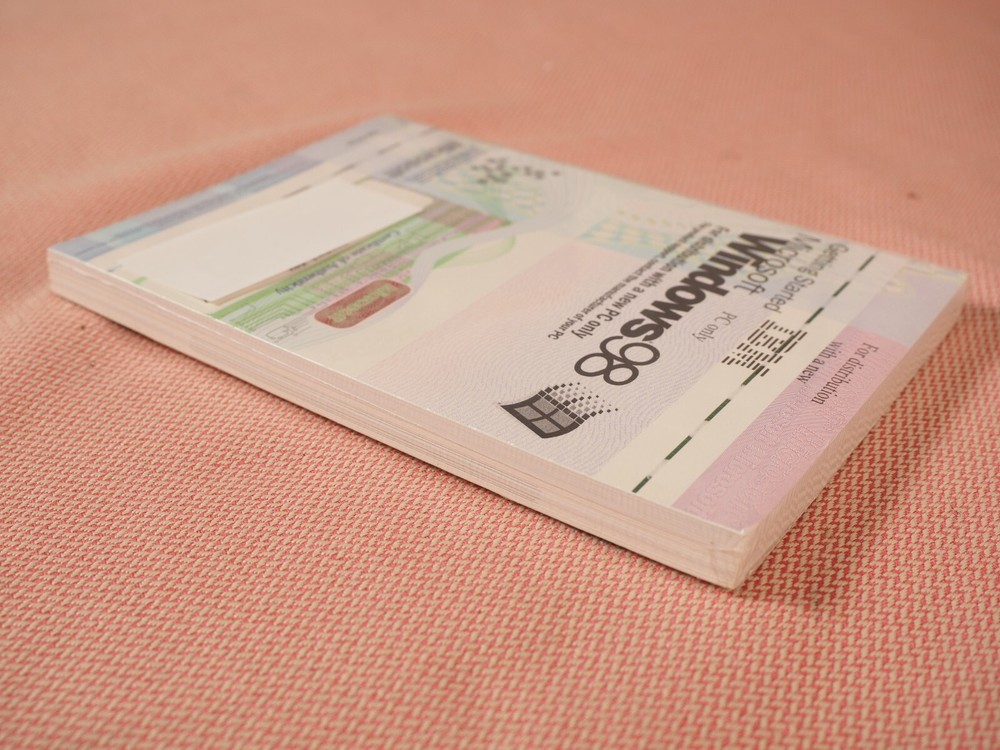 Microsoft Windows 98 Getting Started Book IBM SEALED X04-15755