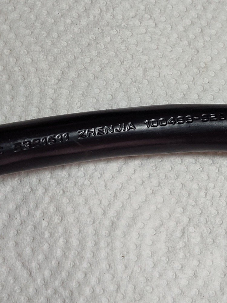 TESLA NEMA 5-15 Adapter