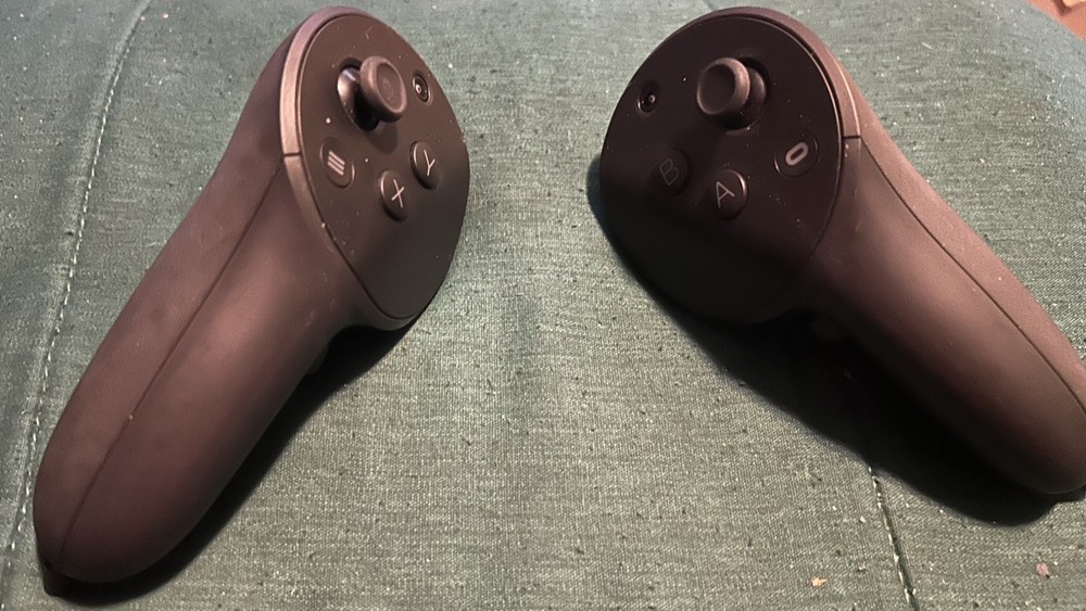 Meta Quest Pro Controllers Left and Right Pair with Charging Dock