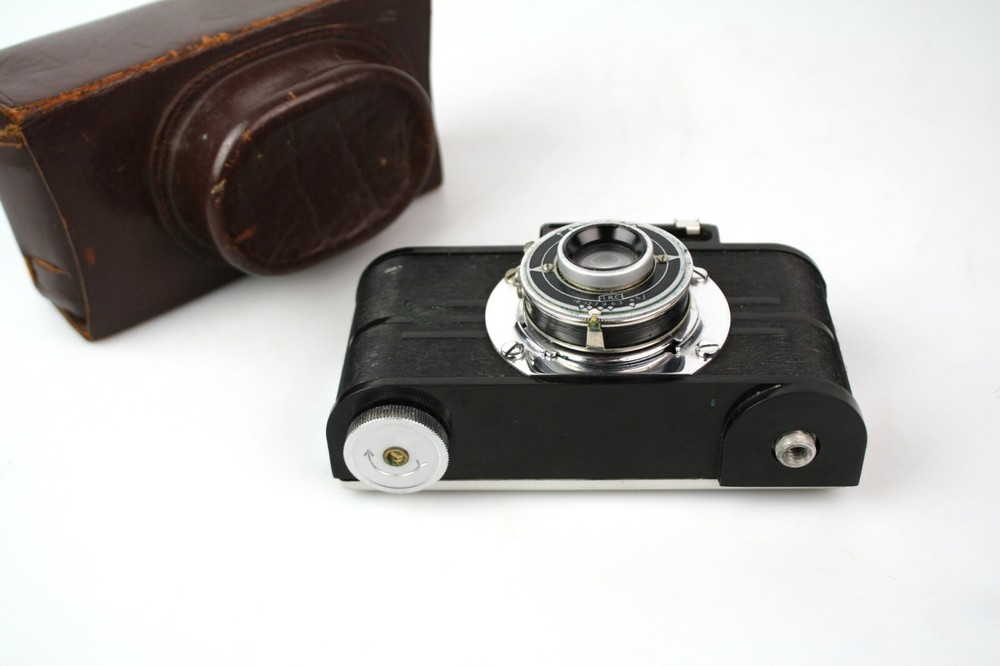 Vintage Argus IRC Camera w/ Leather Case