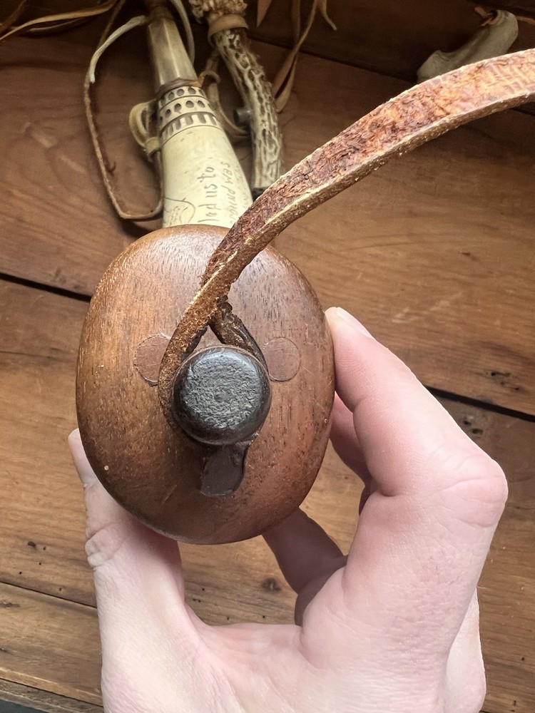 Vintage Scrimshaw Powder Horn & Muzzleloader Tools - Half Horse Half Alligator