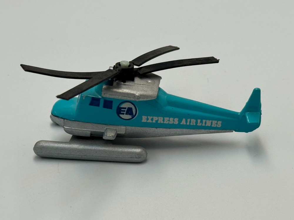 Express Airlines Plastic Aircraft