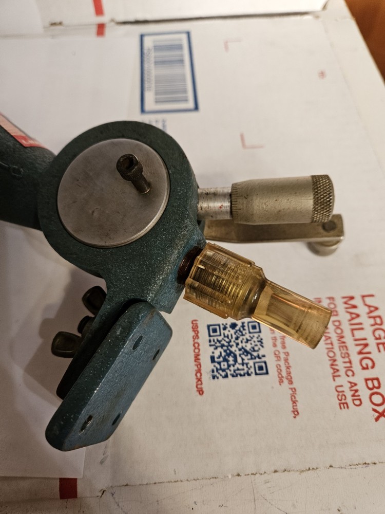 Pacific Deluxe Reloading Powder Measure