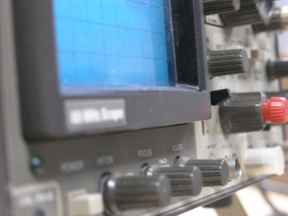 Beckman Industrial 9060 Oscilloscope