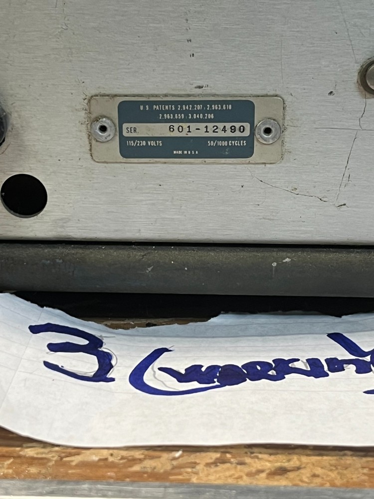 HP Hewlett-Packard Oscilloscope Model 120B - Powers on but untested.