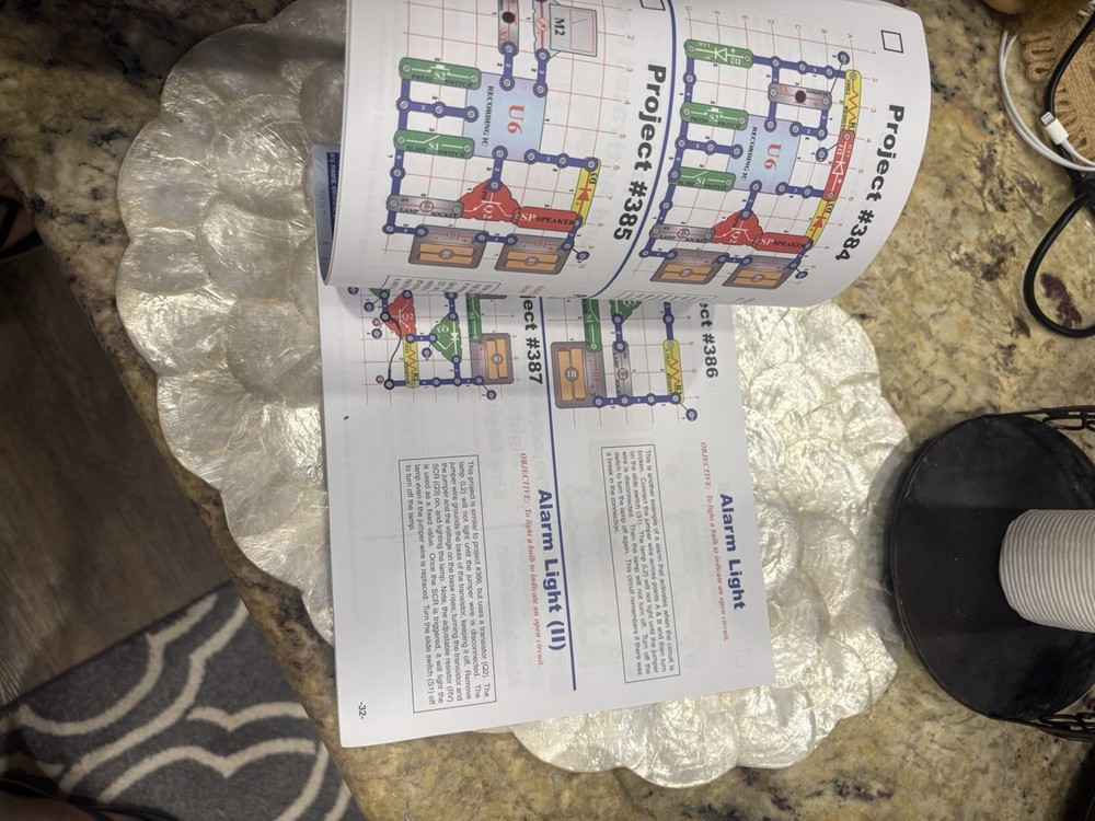 2012 Elenco Snap Circuits Instruction Manual Book Only Projects 306-511