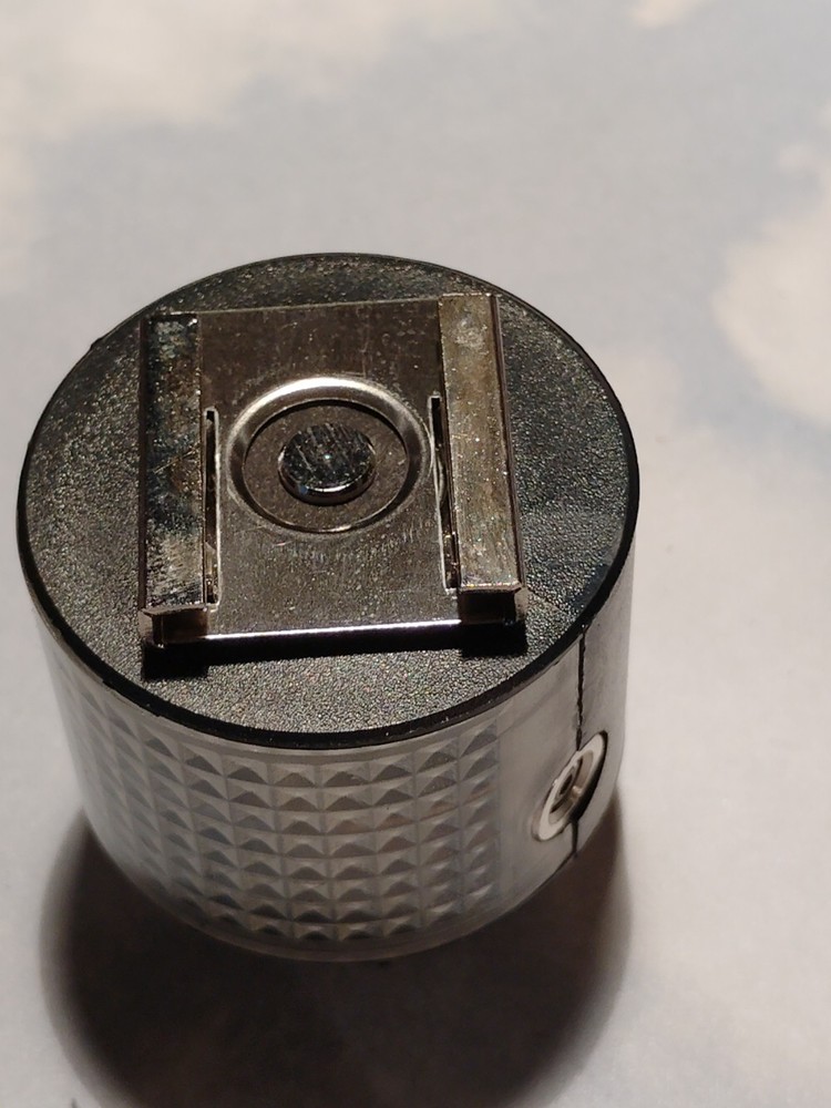 Vivitar SL 2 Flash Light Slave Remote Flash Trigger w/Instructions