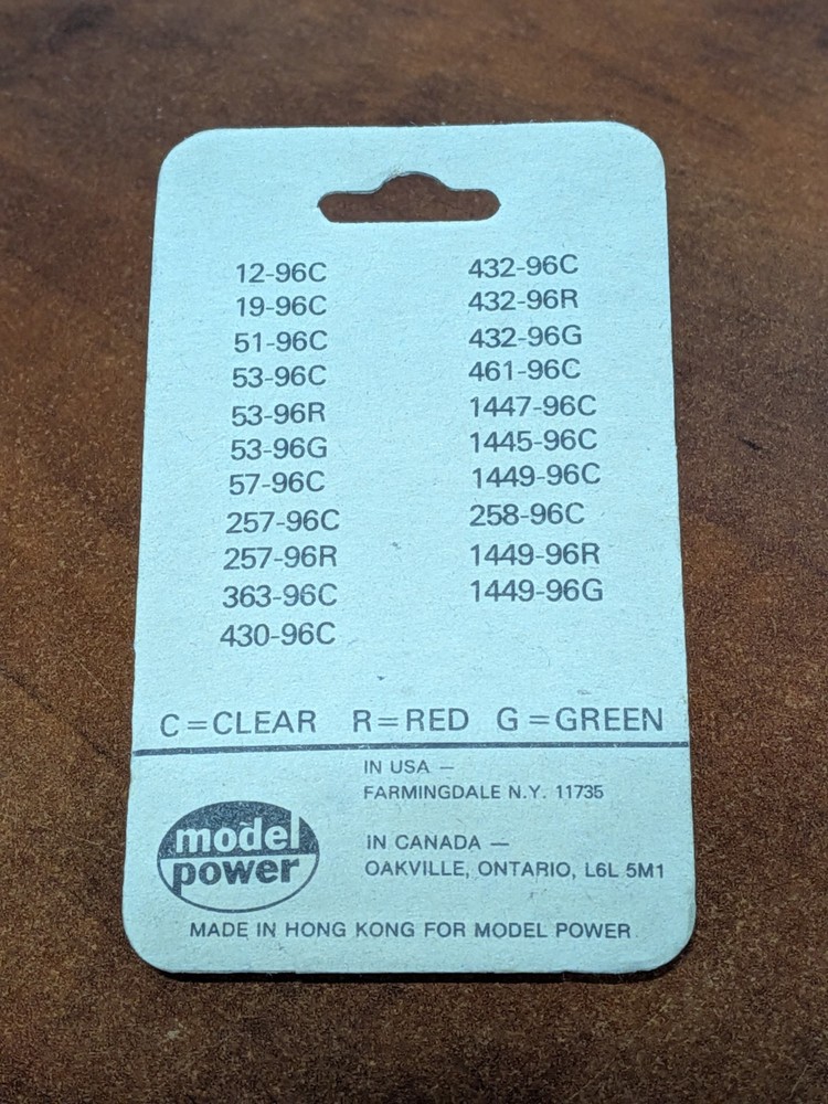 Model Power - Multi-Scale - #399 - 12V Screw In Type Lampe (Red) - NOS