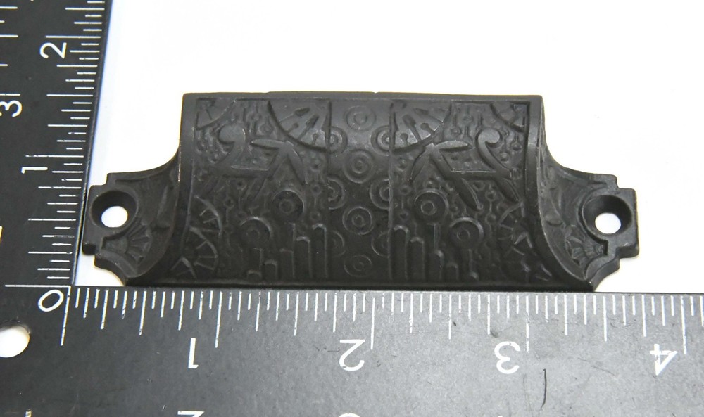 SINGLE VINTAGE EASTLAKE STYLE CUP DRAWER PULL