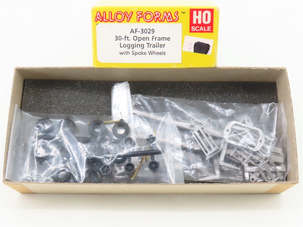HO Scale Alloy Forms AF-3029 Die-Cast 30ft Open Frame Logging Trailer Kit